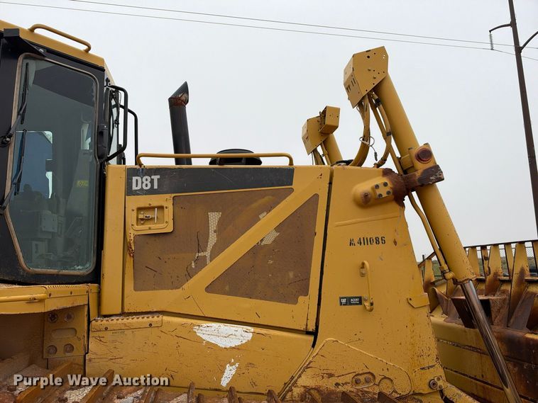 image for item DU1586 2008 Caterpillar D8T dozer