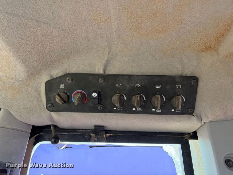 image for item DU1586 2008 Caterpillar D8T dozer