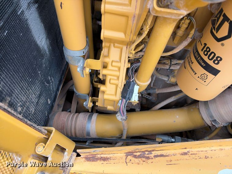 image for item DU1586 2008 Caterpillar D8T dozer