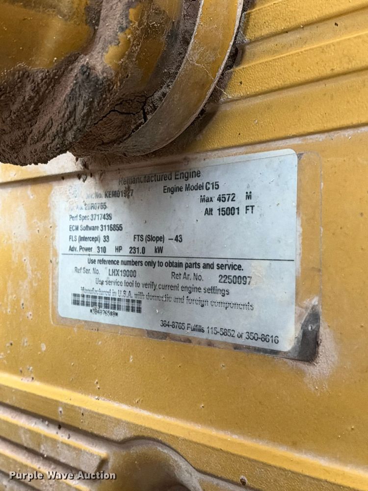 image for item DU1586 2008 Caterpillar D8T dozer