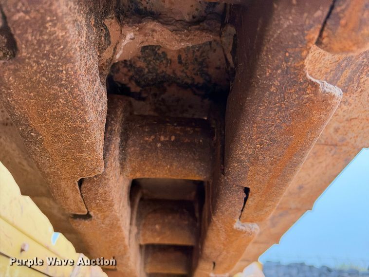 image for item DU1586 2008 Caterpillar D8T dozer
