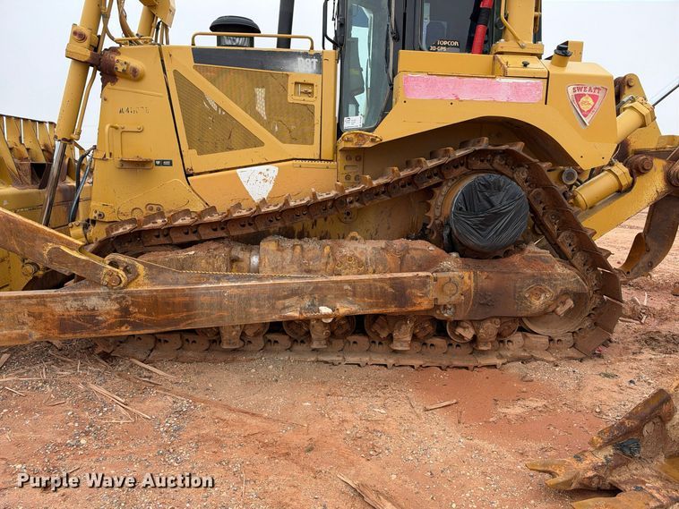 image for item DU1586 2008 Caterpillar D8T dozer