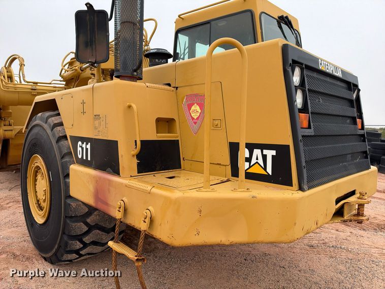 image for item DU1587 2000 Caterpillar 611 scraper