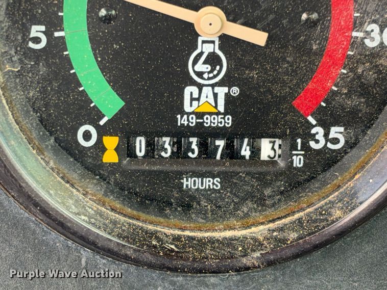 image for item DU1587 2000 Caterpillar 611 scraper