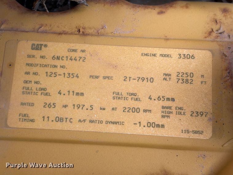image for item DU1587 2000 Caterpillar 611 scraper