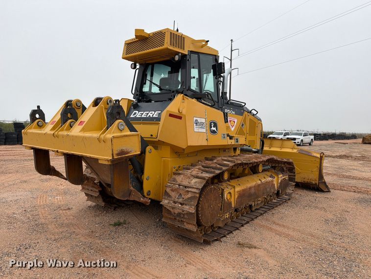 image for item DU1588 2018 John Deere 850K WLT dozer