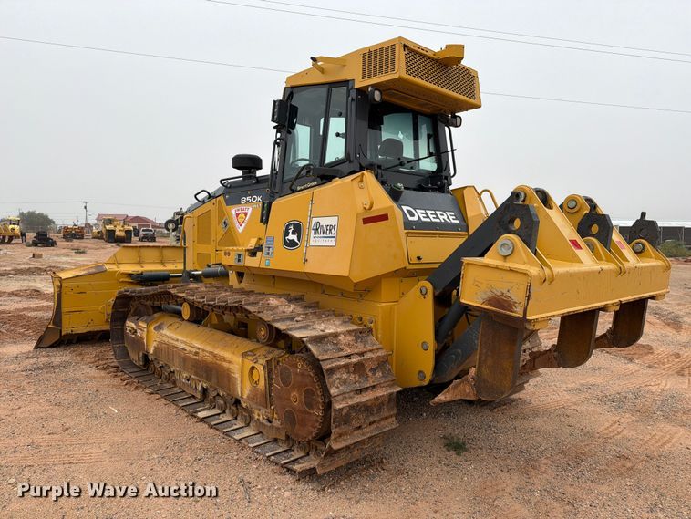 image for item DU1588 2018 John Deere 850K WLT dozer