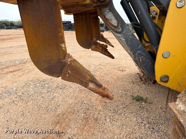 image for item DU1588 2018 John Deere 850K WLT dozer
