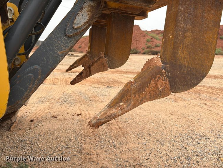 image for item DU1588 2018 John Deere 850K WLT dozer