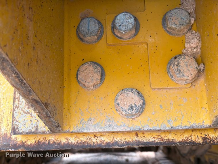 image for item DU1588 2018 John Deere 850K WLT dozer