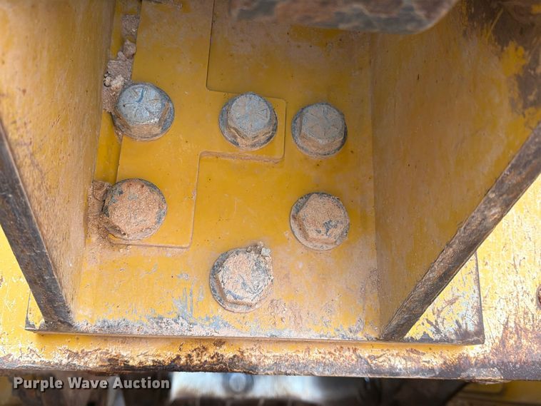 image for item DU1588 2018 John Deere 850K WLT dozer