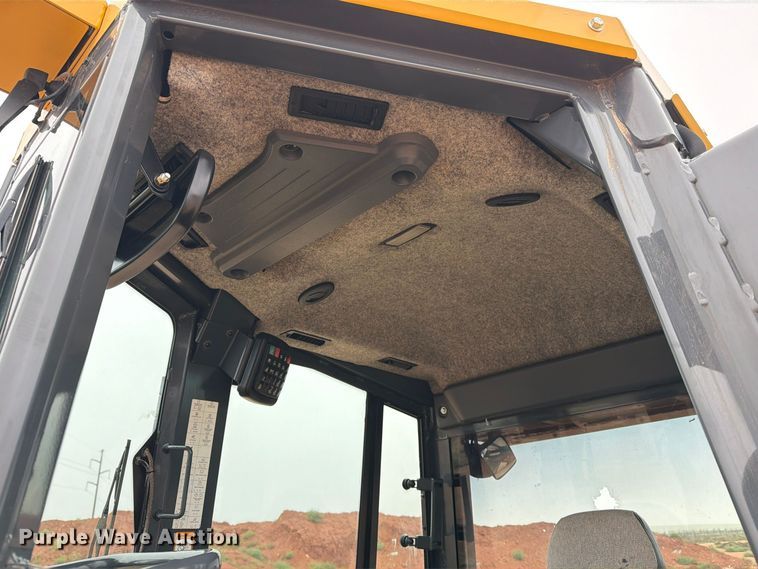 image for item DU1588 2018 John Deere 850K WLT dozer