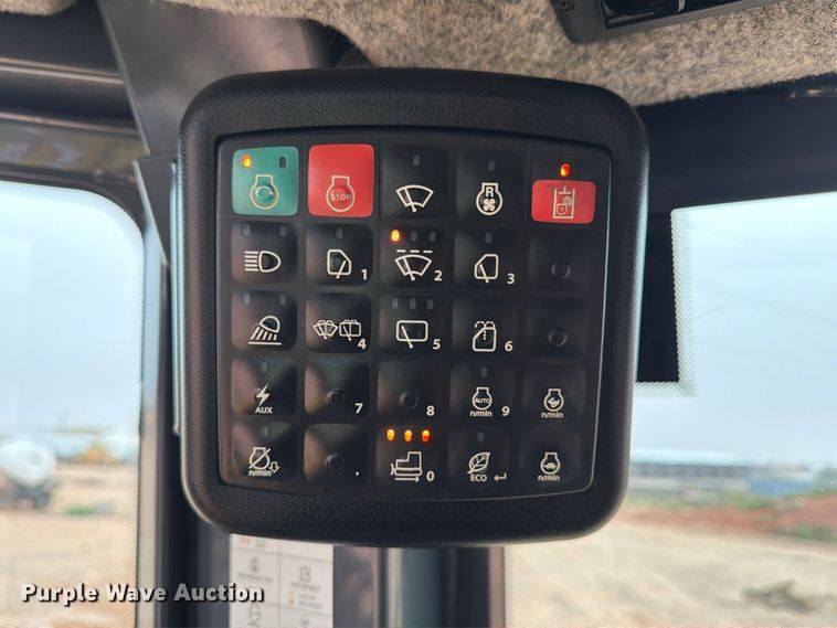image for item DU1588 2018 John Deere 850K WLT dozer