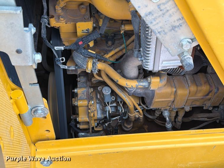 image for item DU1588 2018 John Deere 850K WLT dozer