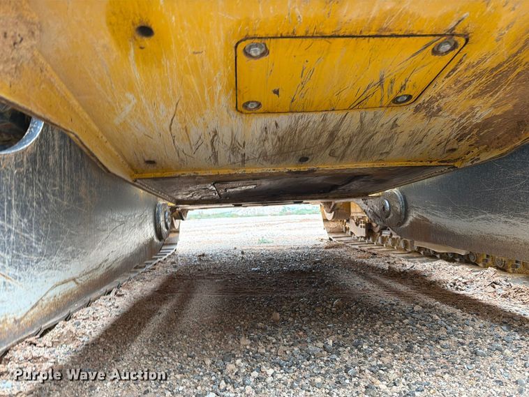 image for item DU1588 2018 John Deere 850K WLT dozer