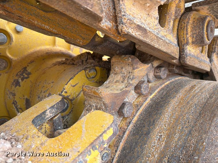 image for item DU1588 2018 John Deere 850K WLT dozer
