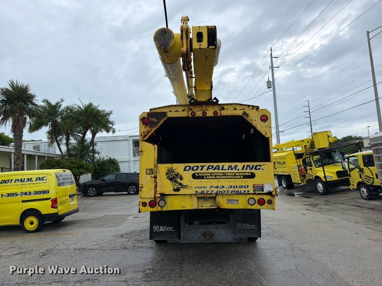 image for item DV7390 2005 International 4800 forestry bucket truck