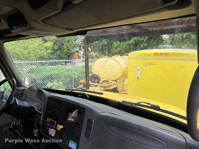image for item DV7390 2005 International 4800 forestry bucket truck