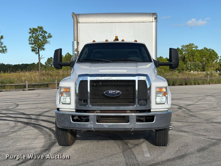 image for item DV7403 2019 Ford F-750 fuel / lube truck
