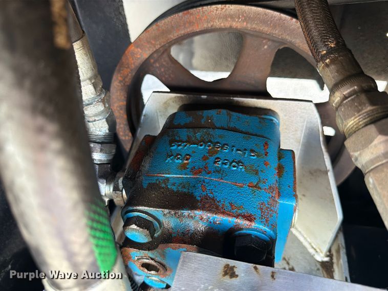image for item DV7403 2019 Ford F-750 fuel / lube truck