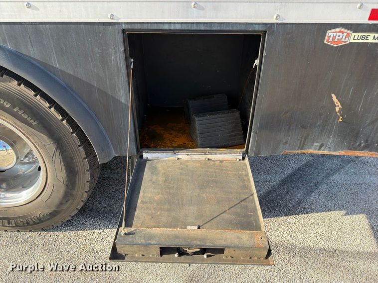 image for item DV7403 2019 Ford F-750 fuel / lube truck