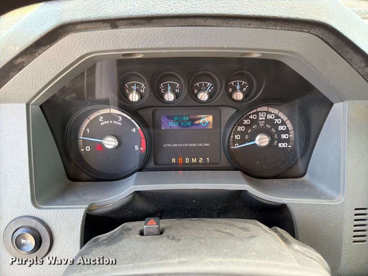 image for item DV7403 2019 Ford F-750 fuel / lube truck