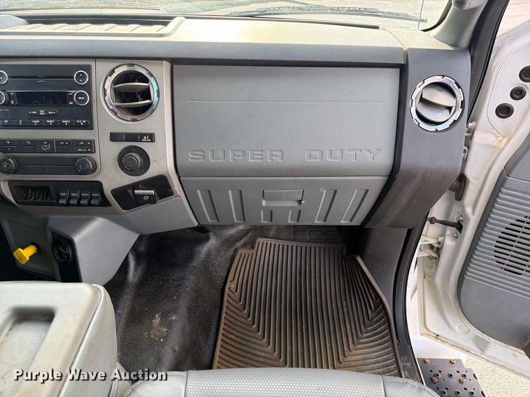 image for item DV7403 2019 Ford F-750 fuel / lube truck