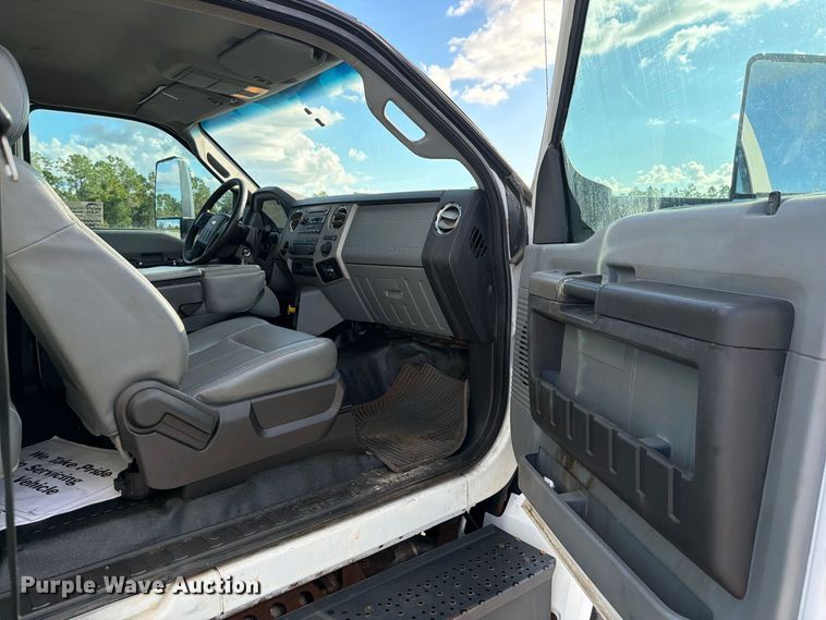 image for item DV7403 2019 Ford F-750 fuel / lube truck