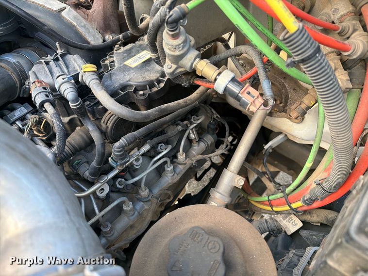 image for item DV7403 2019 Ford F-750 fuel / lube truck
