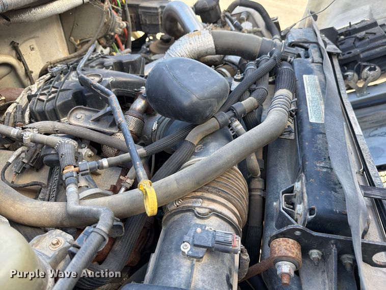 image for item DV7403 2019 Ford F-750 fuel / lube truck