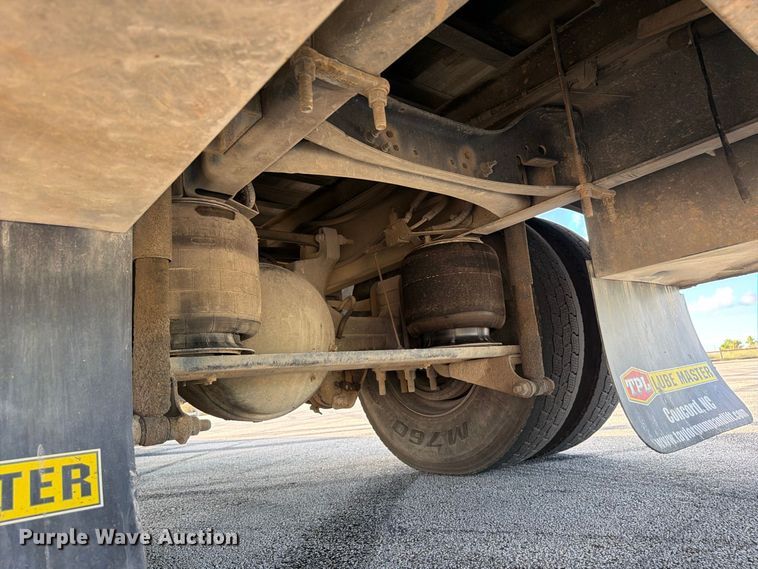 image for item DV7403 2019 Ford F-750 fuel / lube truck