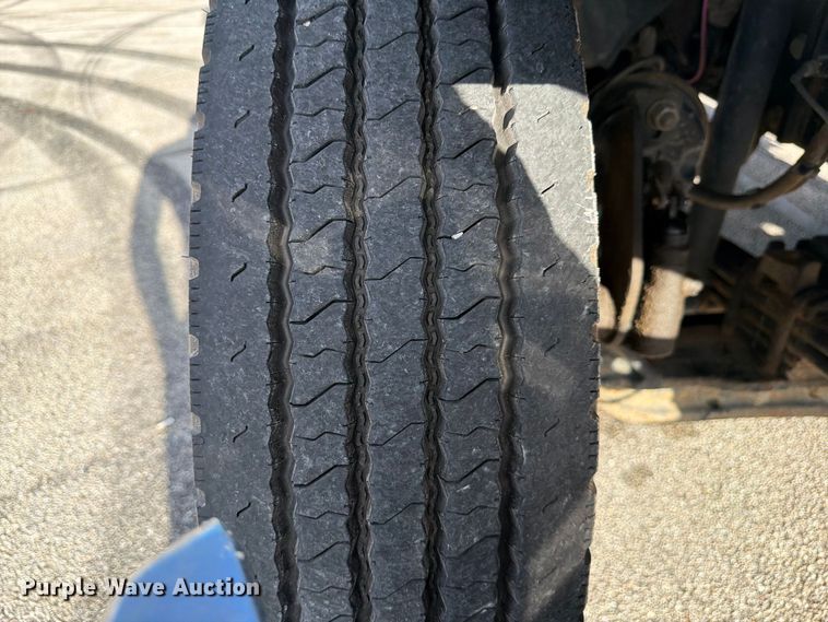 image for item DV7403 2019 Ford F-750 fuel / lube truck
