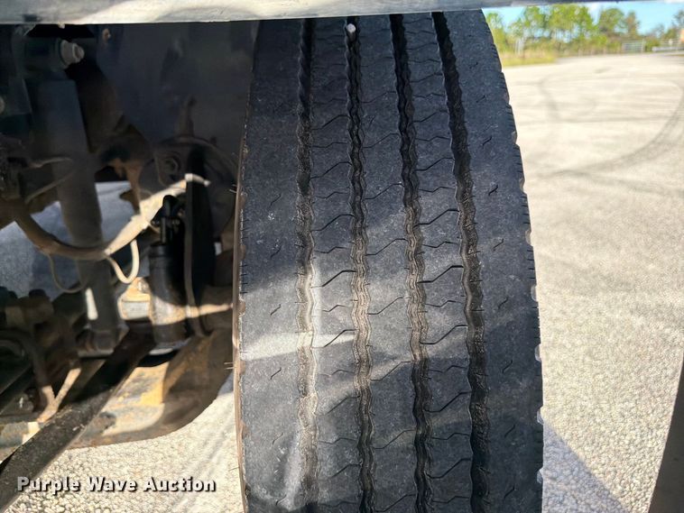 image for item DV7403 2019 Ford F-750 fuel / lube truck