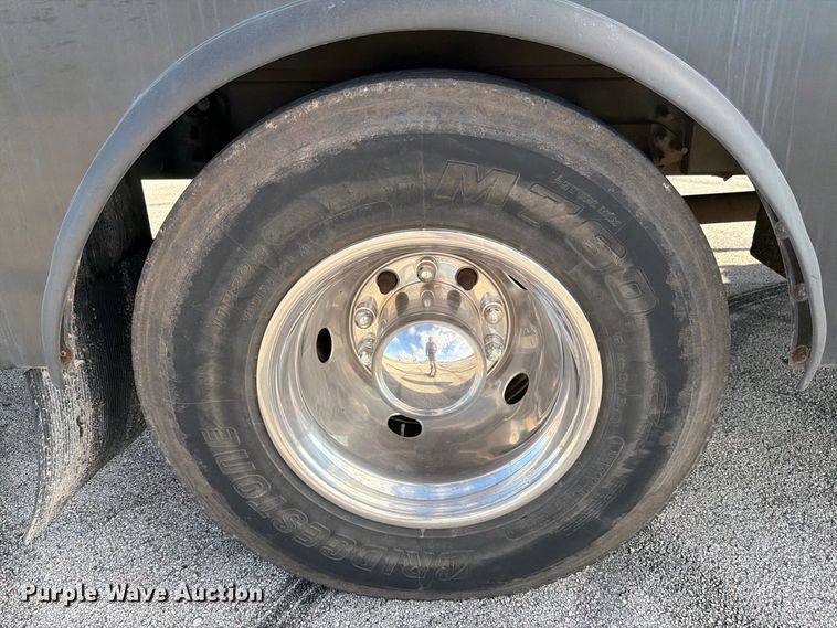 image for item DV7403 2019 Ford F-750 fuel / lube truck