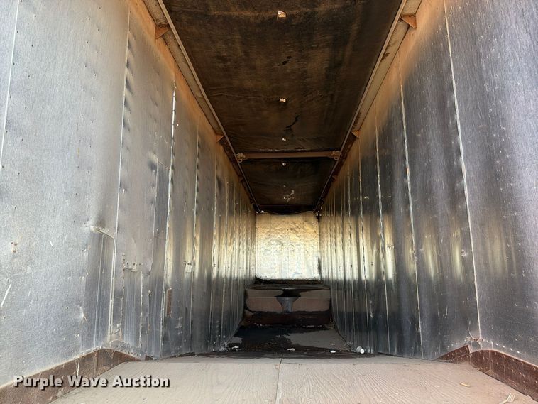 image for item EA0054 1980 Peerless chip trailer