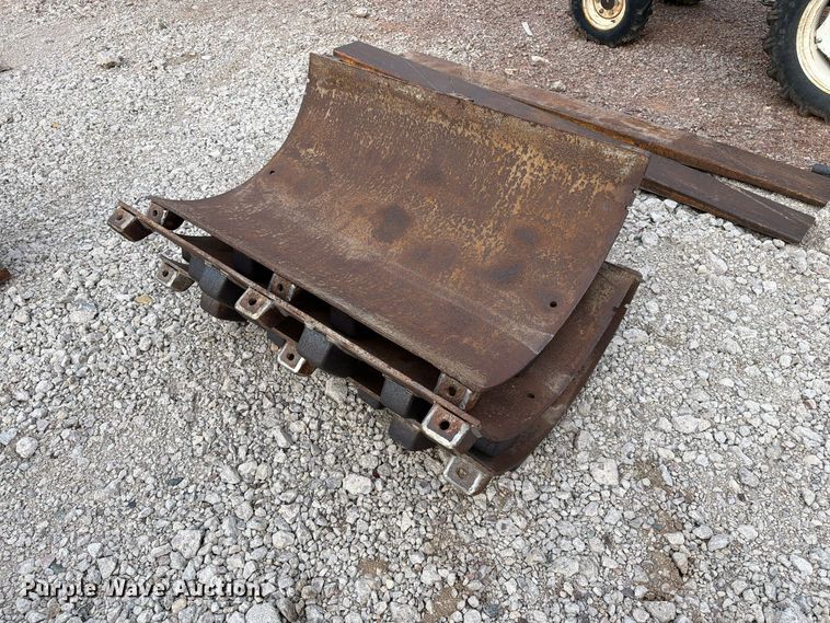 image for item EA0550 1996 Ingersoll-Rand SD-40F single drum vibratory roller
