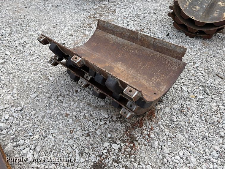image for item EA0550 1996 Ingersoll-Rand SD-40F single drum vibratory roller