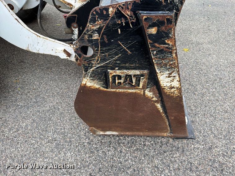 image for item EA0590 2015 Caterpillar 907M wheel loader