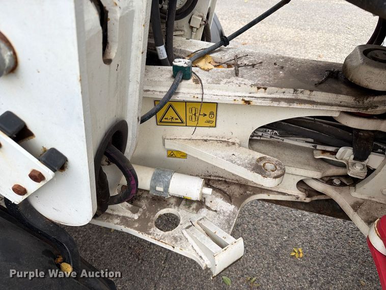 image for item EA0590 2015 Caterpillar 907M wheel loader