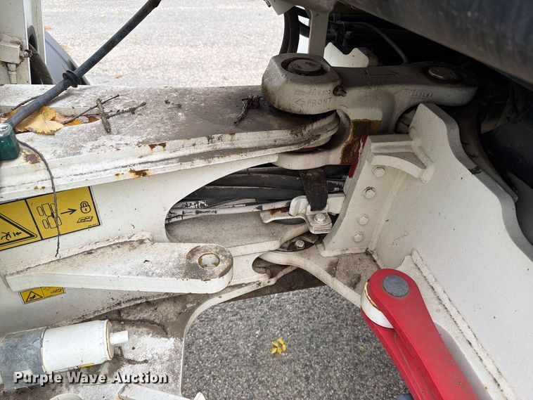 image for item EA0590 2015 Caterpillar 907M wheel loader