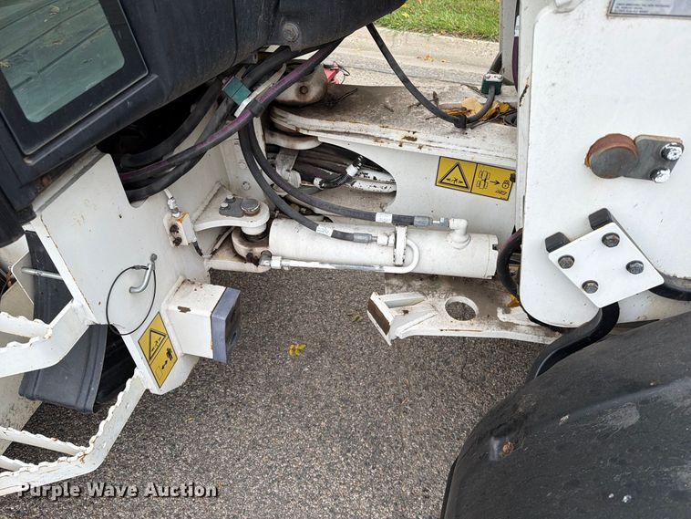 image for item EA0590 2015 Caterpillar 907M wheel loader