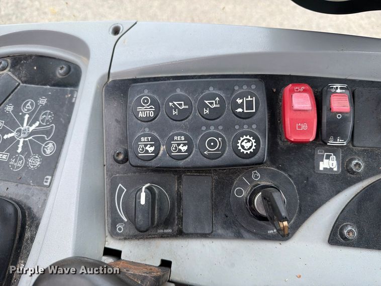 image for item EA0590 2015 Caterpillar 907M wheel loader