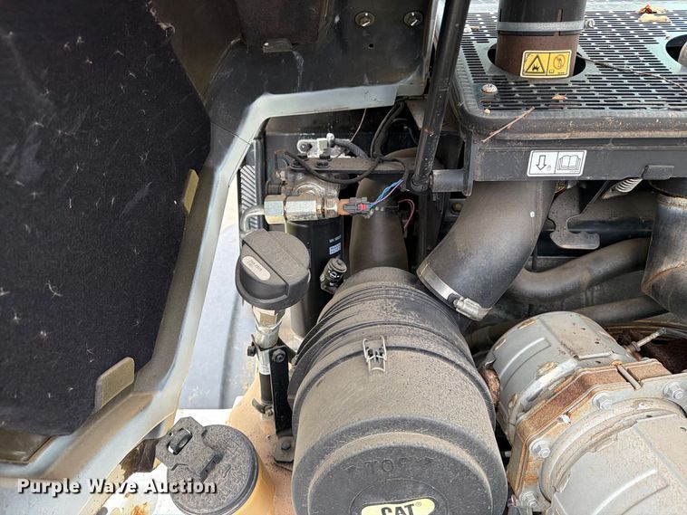 image for item EA0590 2015 Caterpillar 907M wheel loader