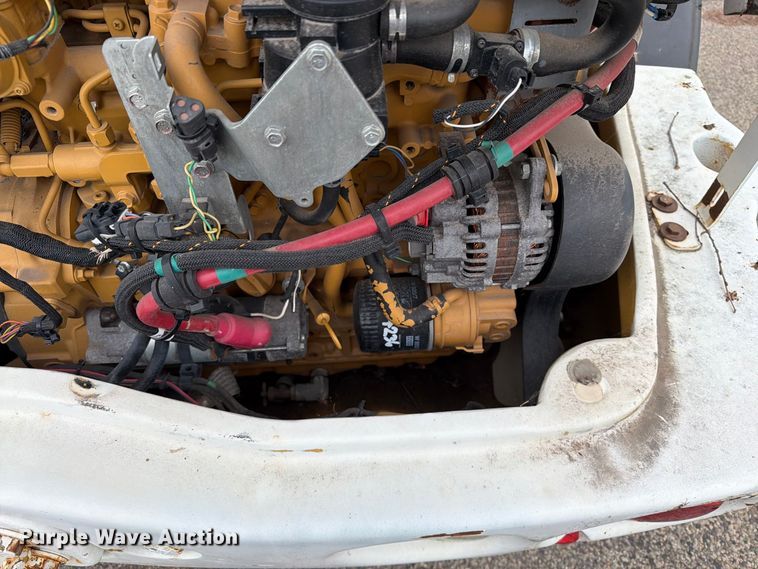 image for item EA0590 2015 Caterpillar 907M wheel loader