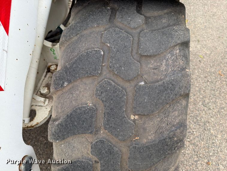image for item EA0590 2015 Caterpillar 907M wheel loader