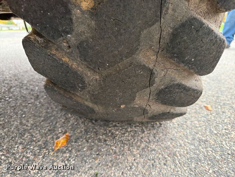 image for item EA0590 2015 Caterpillar 907M wheel loader