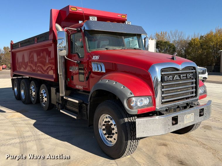 image for item EA0591 2018 Mack GU713 dump truck