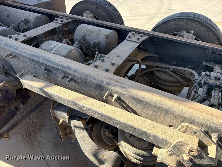 image for item EA0591 2018 Mack GU713 dump truck
