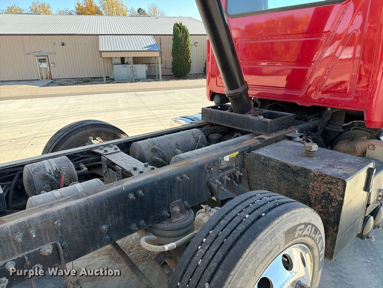 image for item EA0591 2018 Mack GU713 dump truck