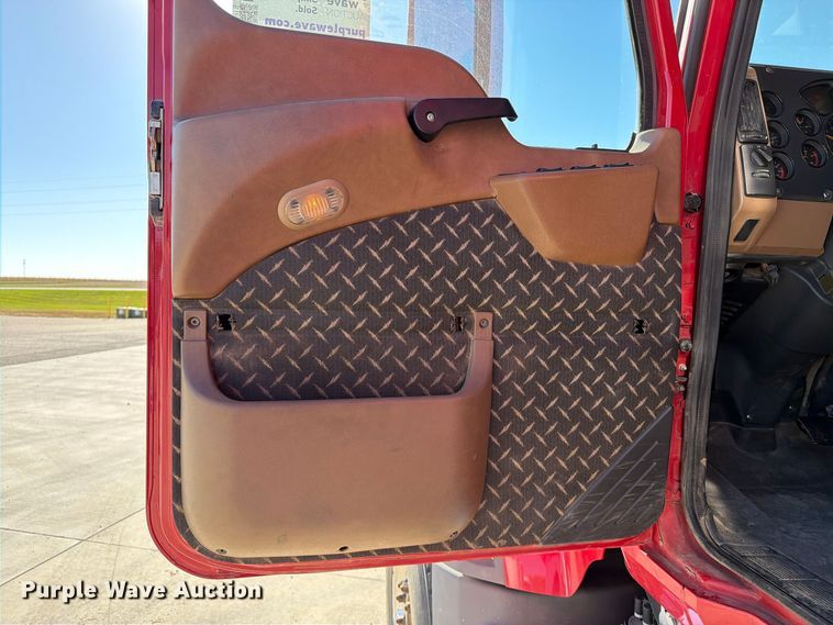 image for item EA0591 2018 Mack GU713 dump truck